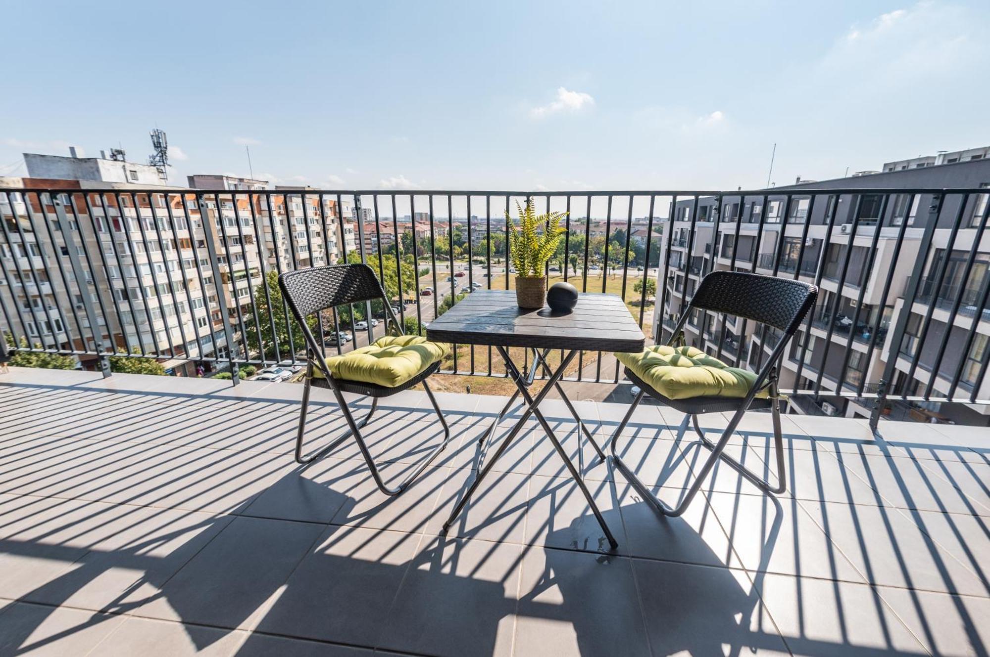 Uranus Luxury Apartment *