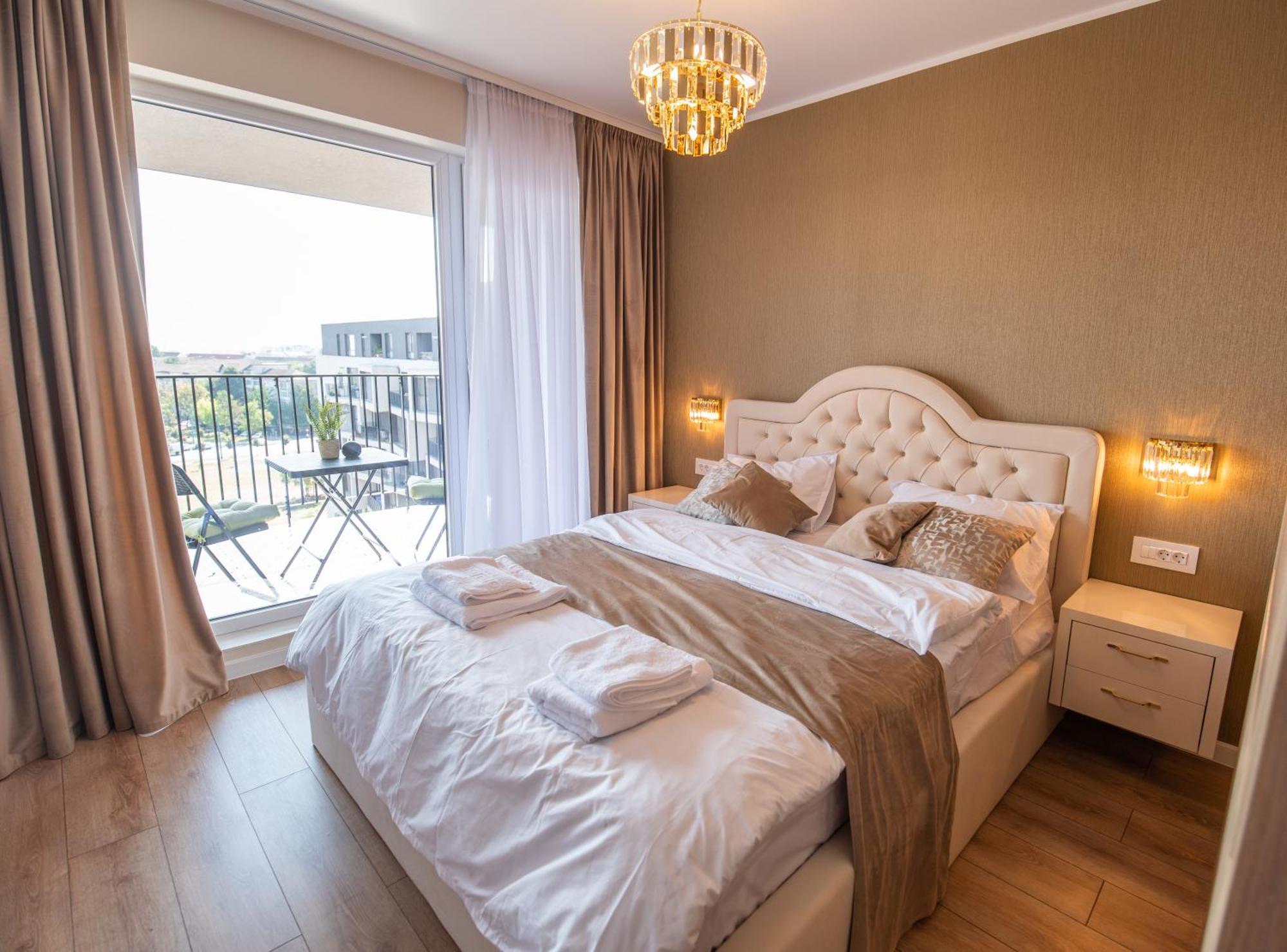 Uranus Luxury Apartment